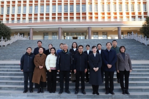 玩球召开2024年度职称评审会议