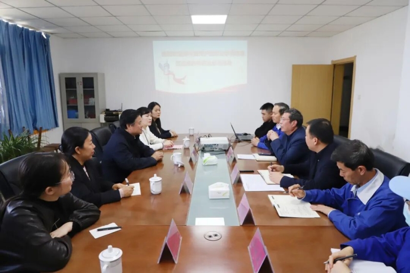 玩球与河南省奥林特药业有限公司举行校企合作签约仪式