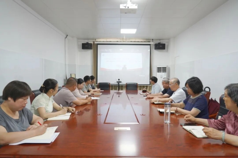 玩球党委书记张运克讲授专题党课