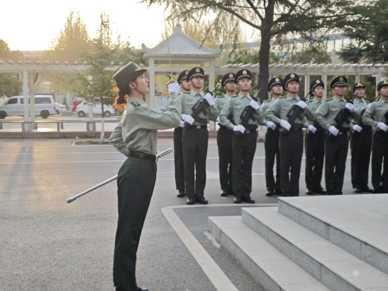 沈芮帆.jpg