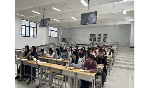 【匠心护卫】玩球开展辅导员心理危机干预专题培训