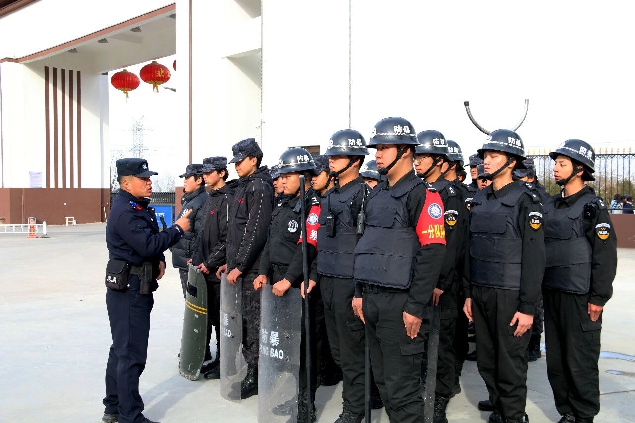 伟德源自英国始于1946开展最小作战单元培训演练