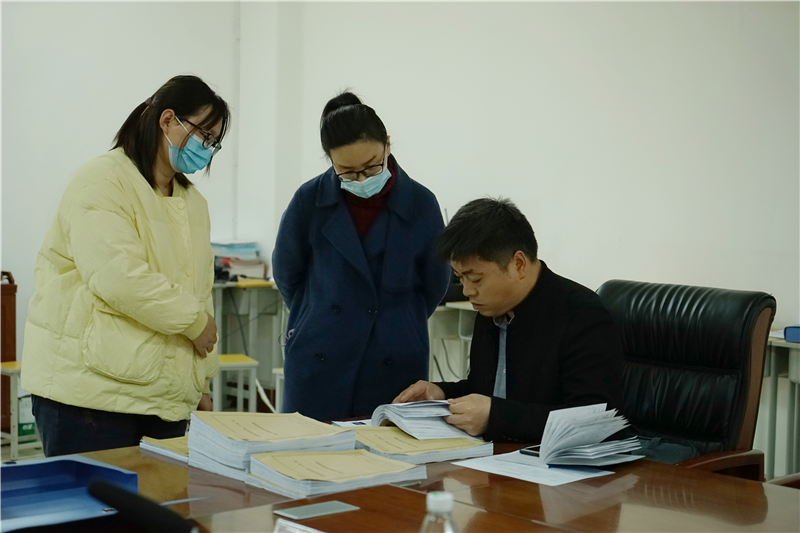 省兵役资助工作检查组到玩球检查指导工作
