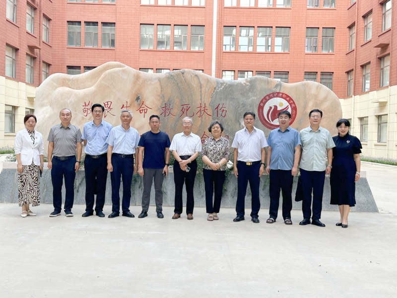河南中医药大学社会合作处领导带队来玩球考察