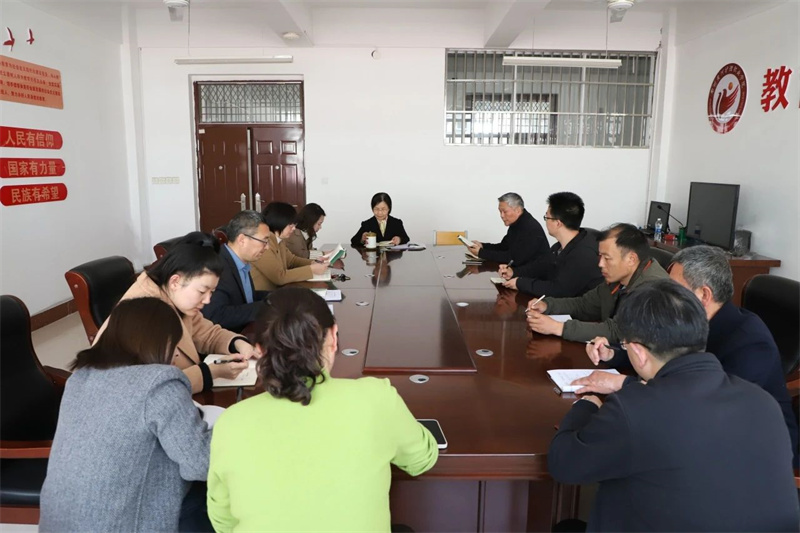 玩球召开2024年专升本考试工作推进会
