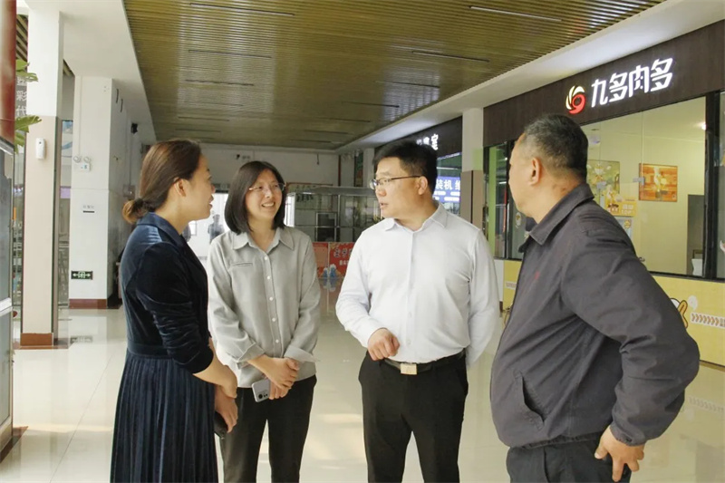 新密市副市长王志远一行到玩球新密校区调研指导